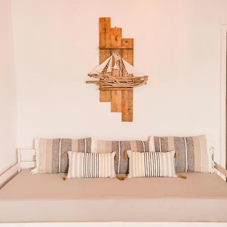 Nostromo - Fully Renovated Sirma! Klima (Milos)