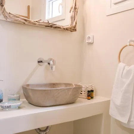 Nostromo - Fully Renovated Sirma! Hébergement de vacances